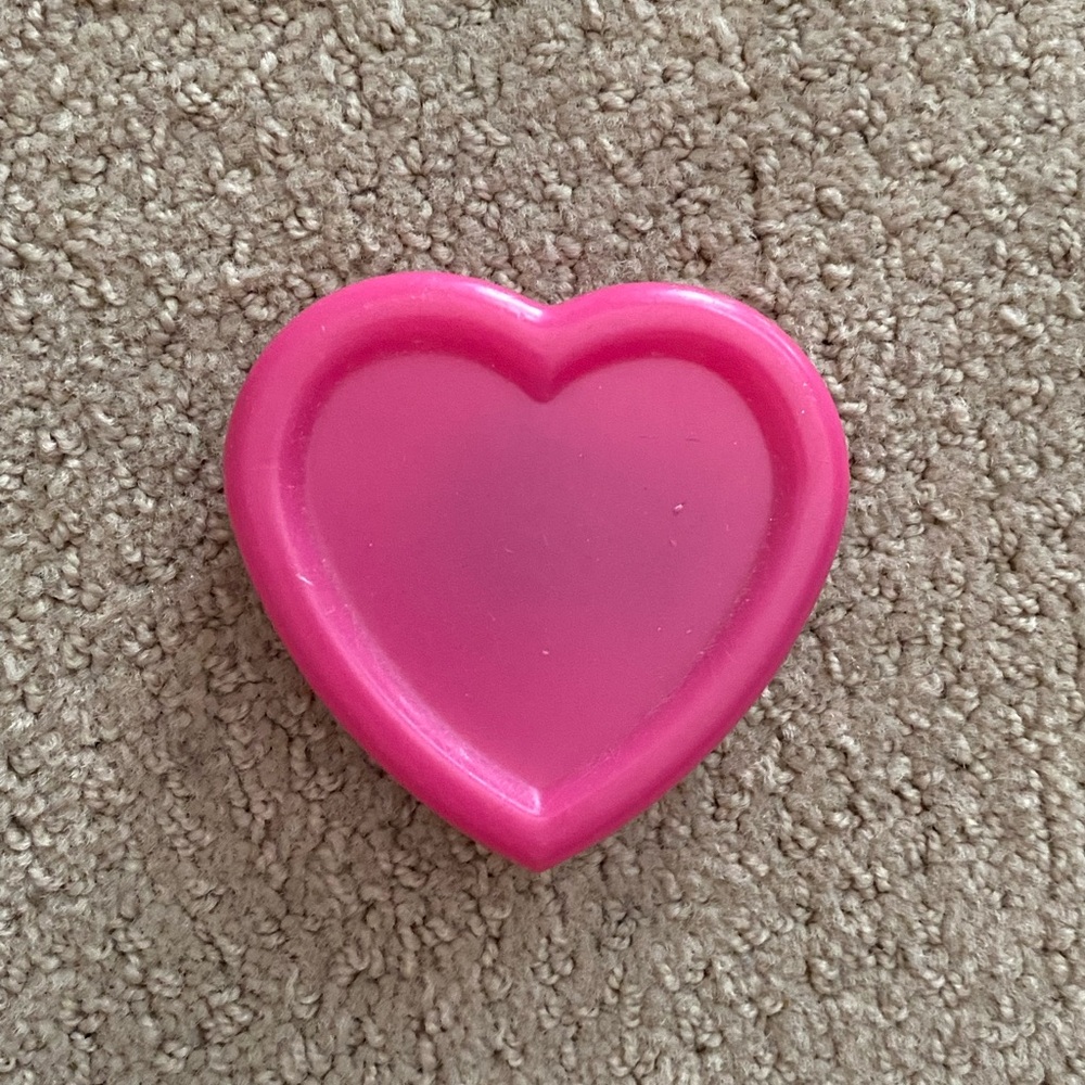Pincushion Needle Magnet Heart Sewing Quilting